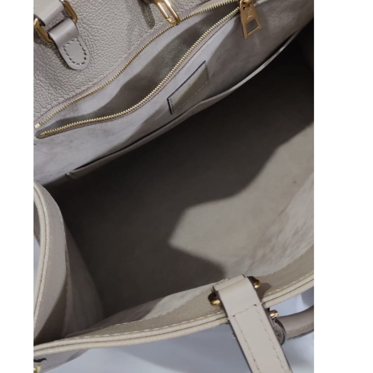 Louis Vuitton Onthego MM empriente leather