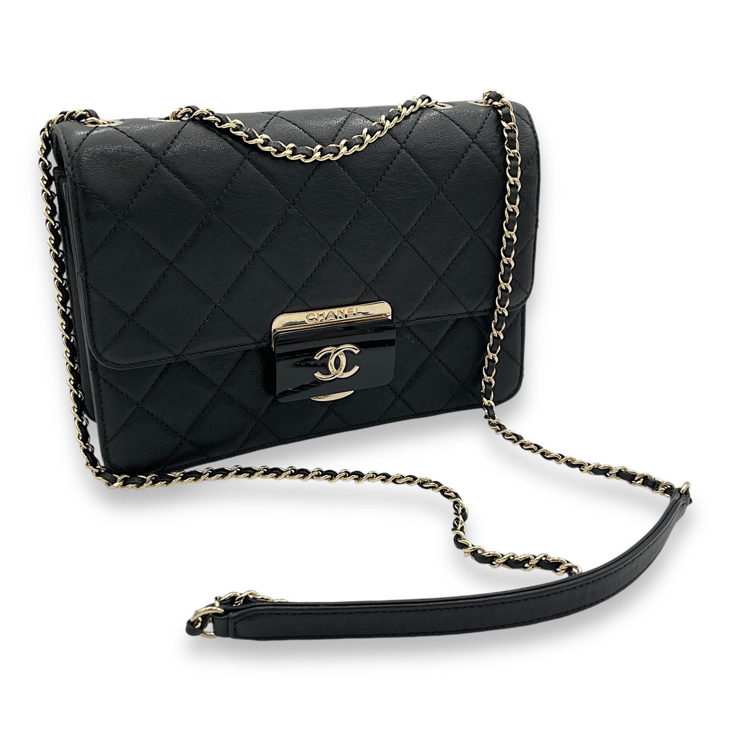 Beauty Lock Black Shoulder Bag in Calfskin, Gold hardware
