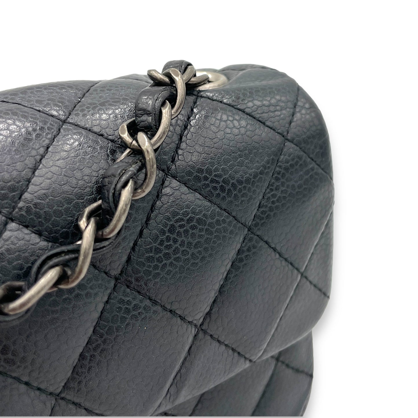 Classic Crossbody Bag Black in Caviar Leather, Silver hardware