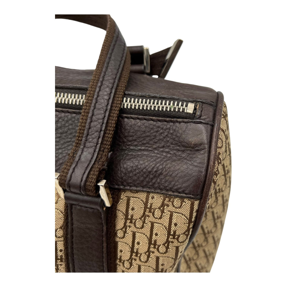 Street Chic Trotter Boston Brown Top Handle Bag in Jacquard, Silver hardware