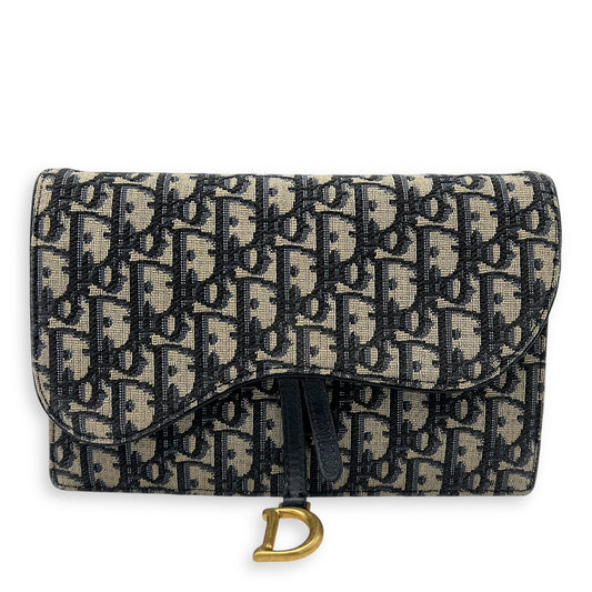 Saddle Wallet On Chain Blue in Jacquard, Gold hardware