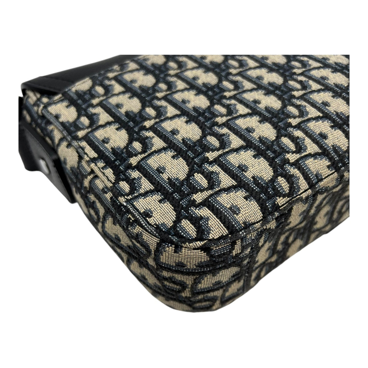 Saddle Brown Messenger in Jacquard, Silver hardware