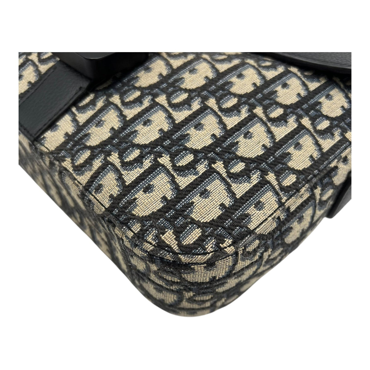 Saddle Brown Messenger in Jacquard, Silver hardware