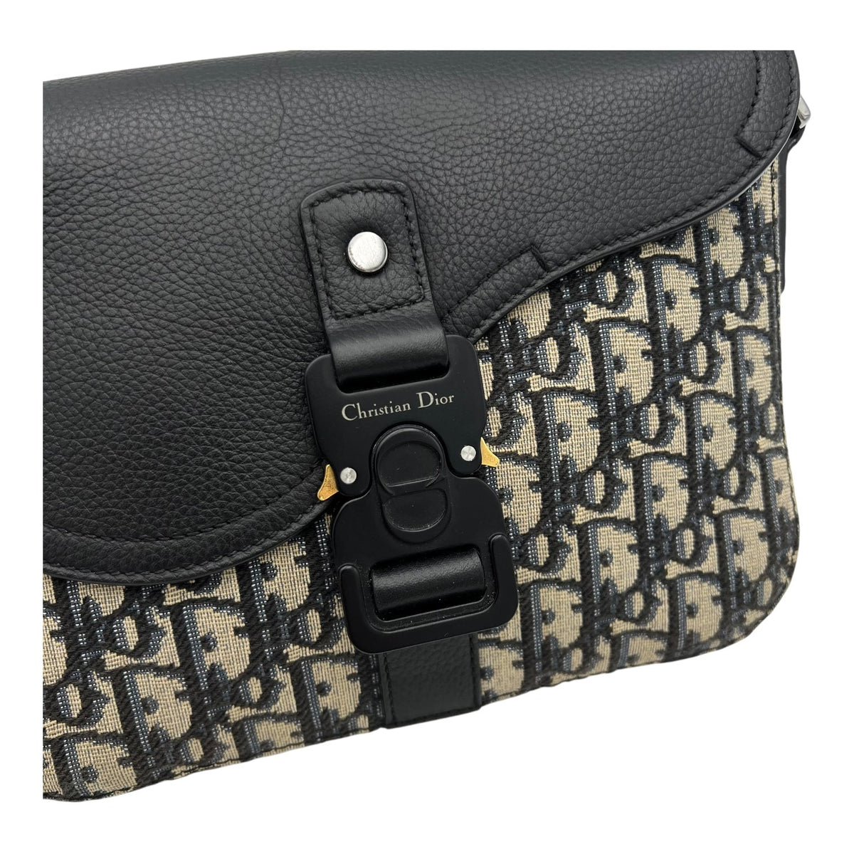 Saddle Brown Messenger in Jacquard, Silver hardware