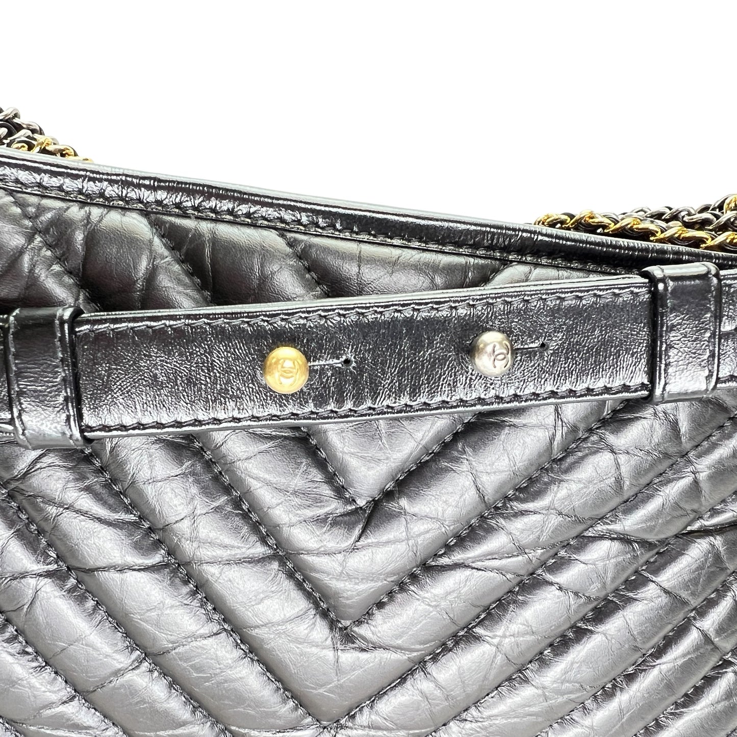 Gabrielle Shoulder Bag in Calfskin   Gold hardware