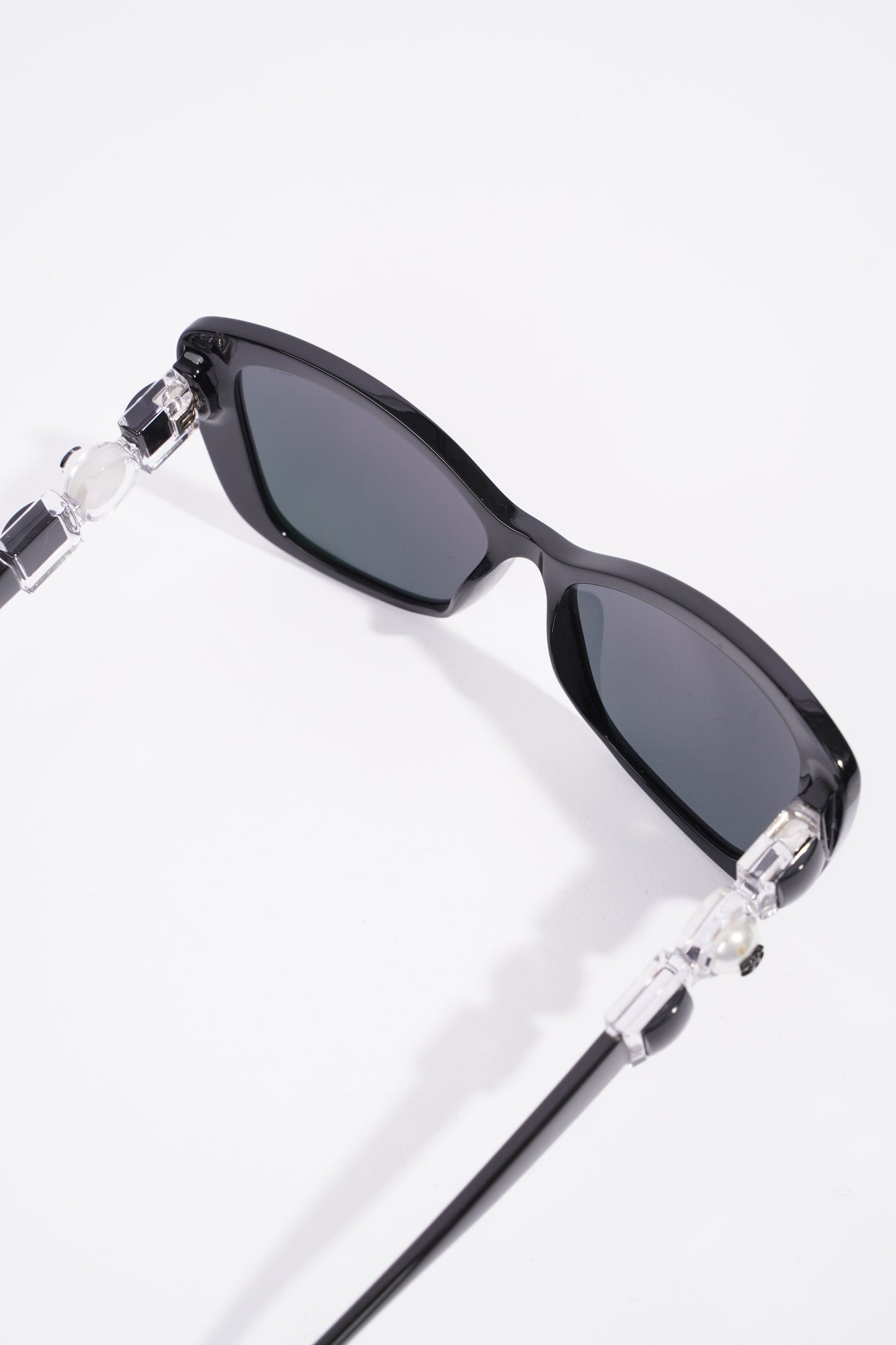 Chanel Glass Pearl Sunglasses Black Acetate 55m 16mm