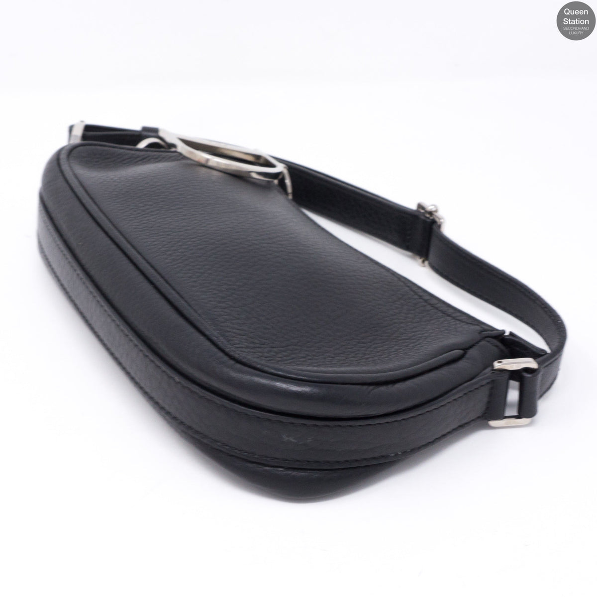 D Charms Black Leather Pochette