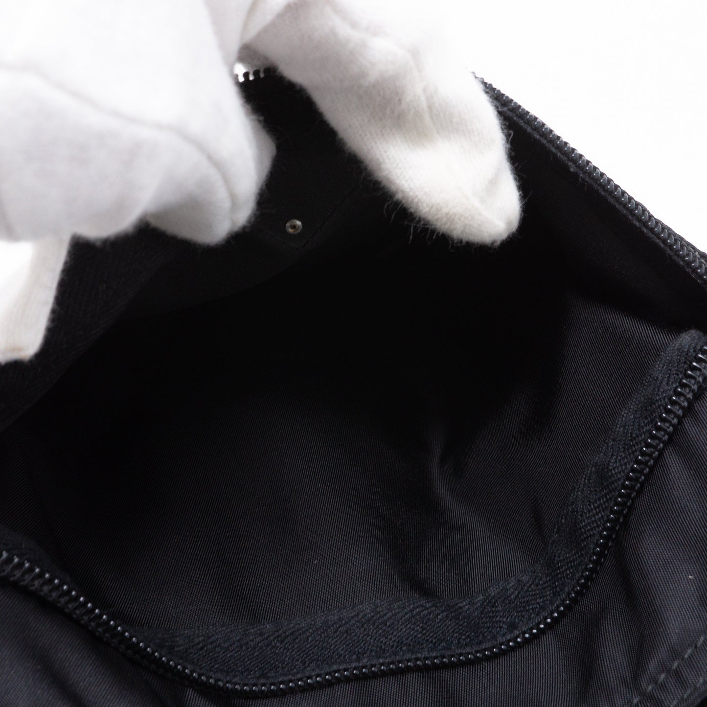 Vela Small Crossbody Black Nylon