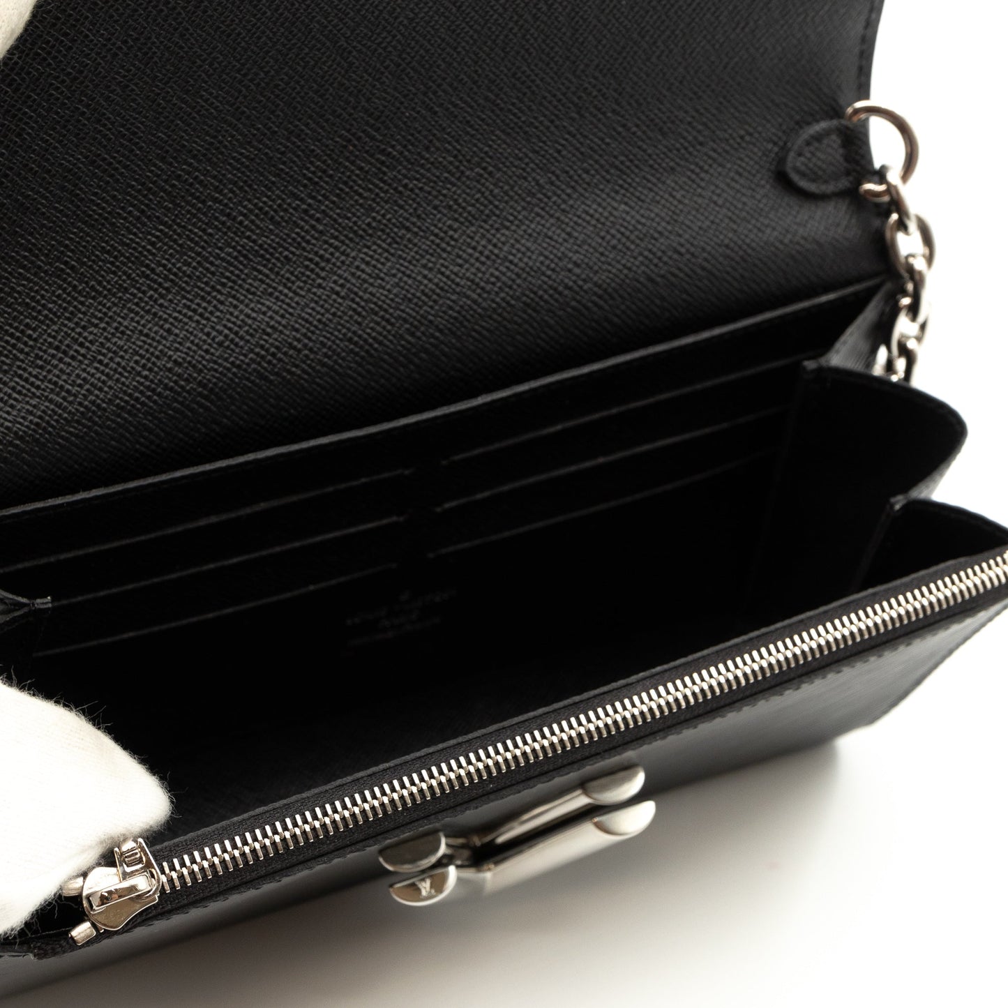 Twist Chain Wallet Epi Leather Black