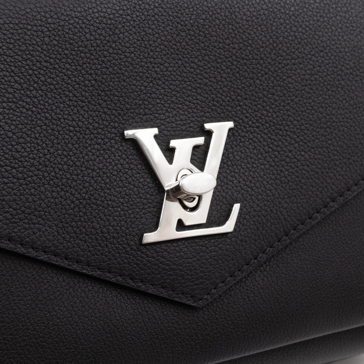 MyLockMe BB Chain Bag Black Leather