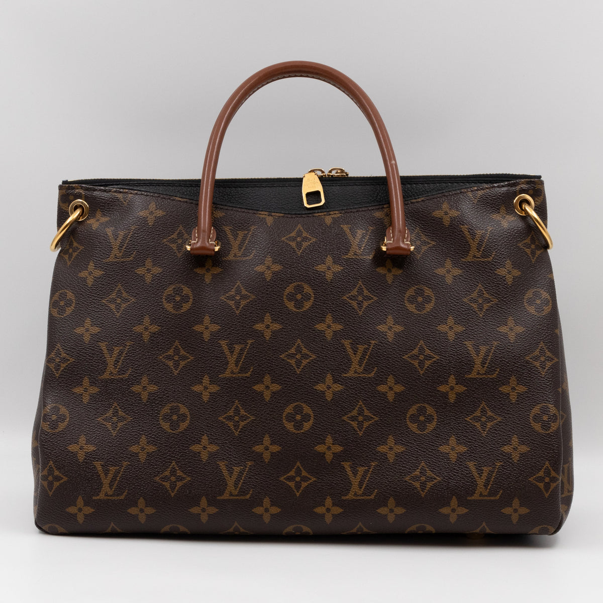 Pallas Monogram Black
