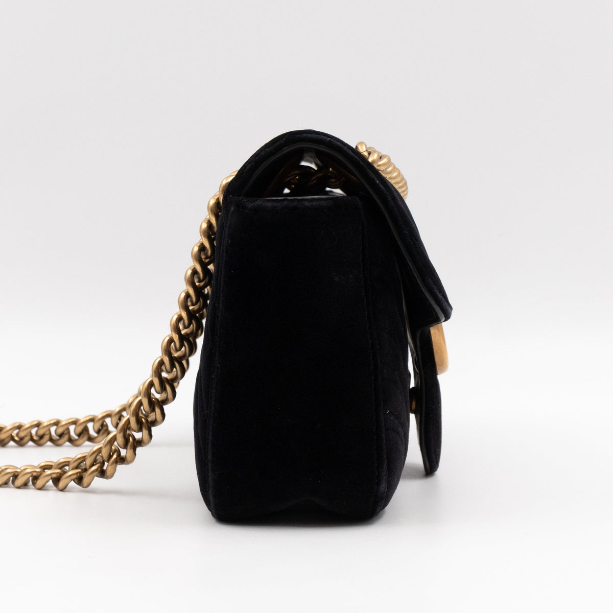 GG Marmont Flap Mini Black Velvet Aged Gold