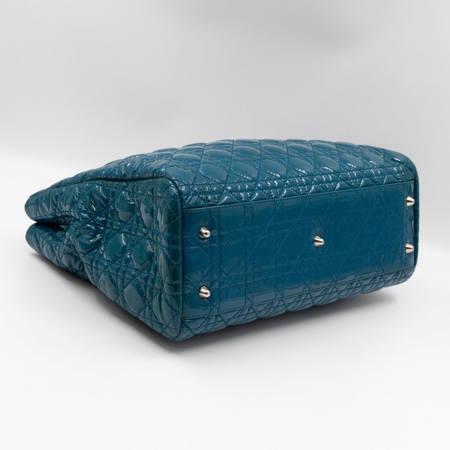 Medium Soft Shopping Tote Blue Patent Cannage Leather