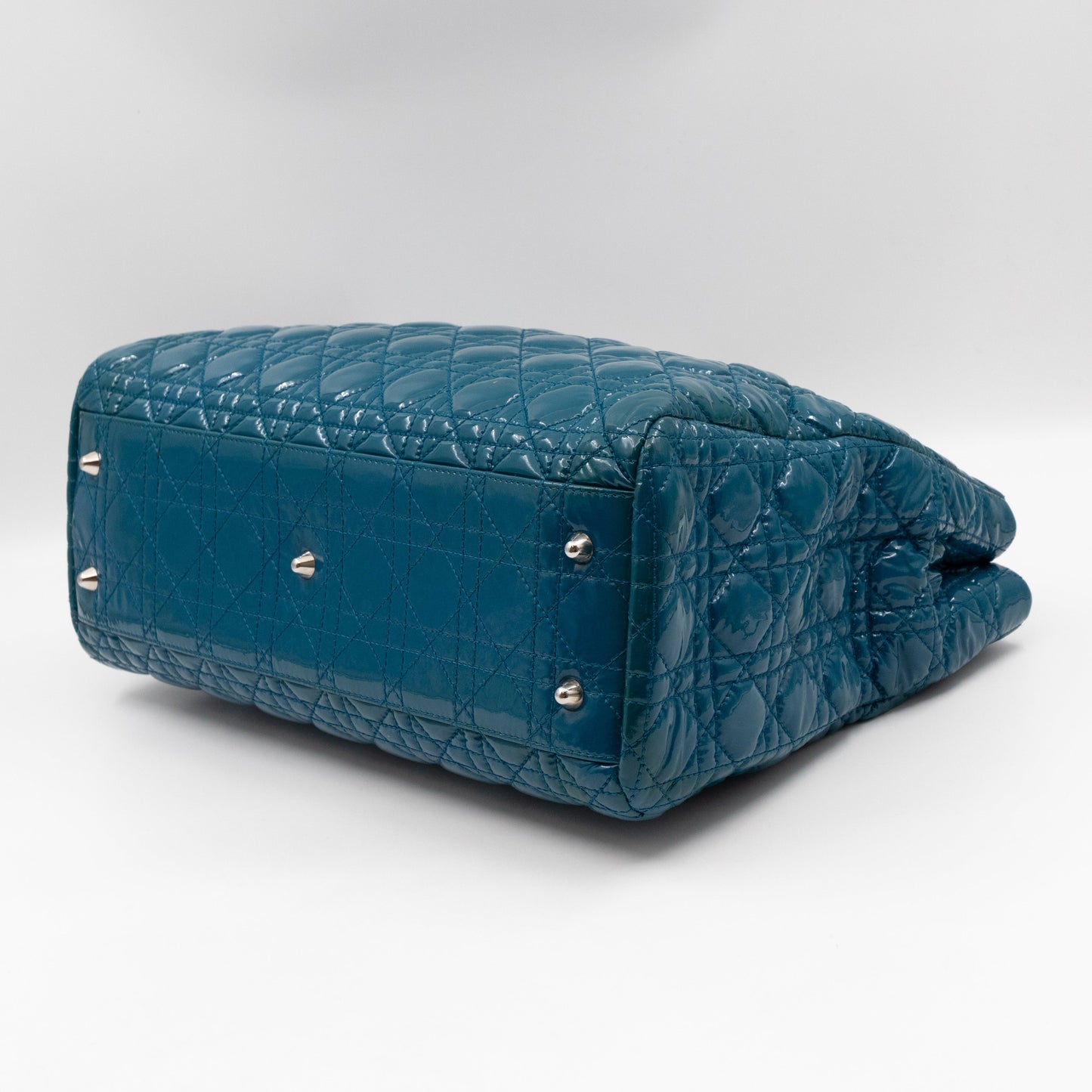 Medium Soft Shopping Tote Blue Patent Cannage Leather