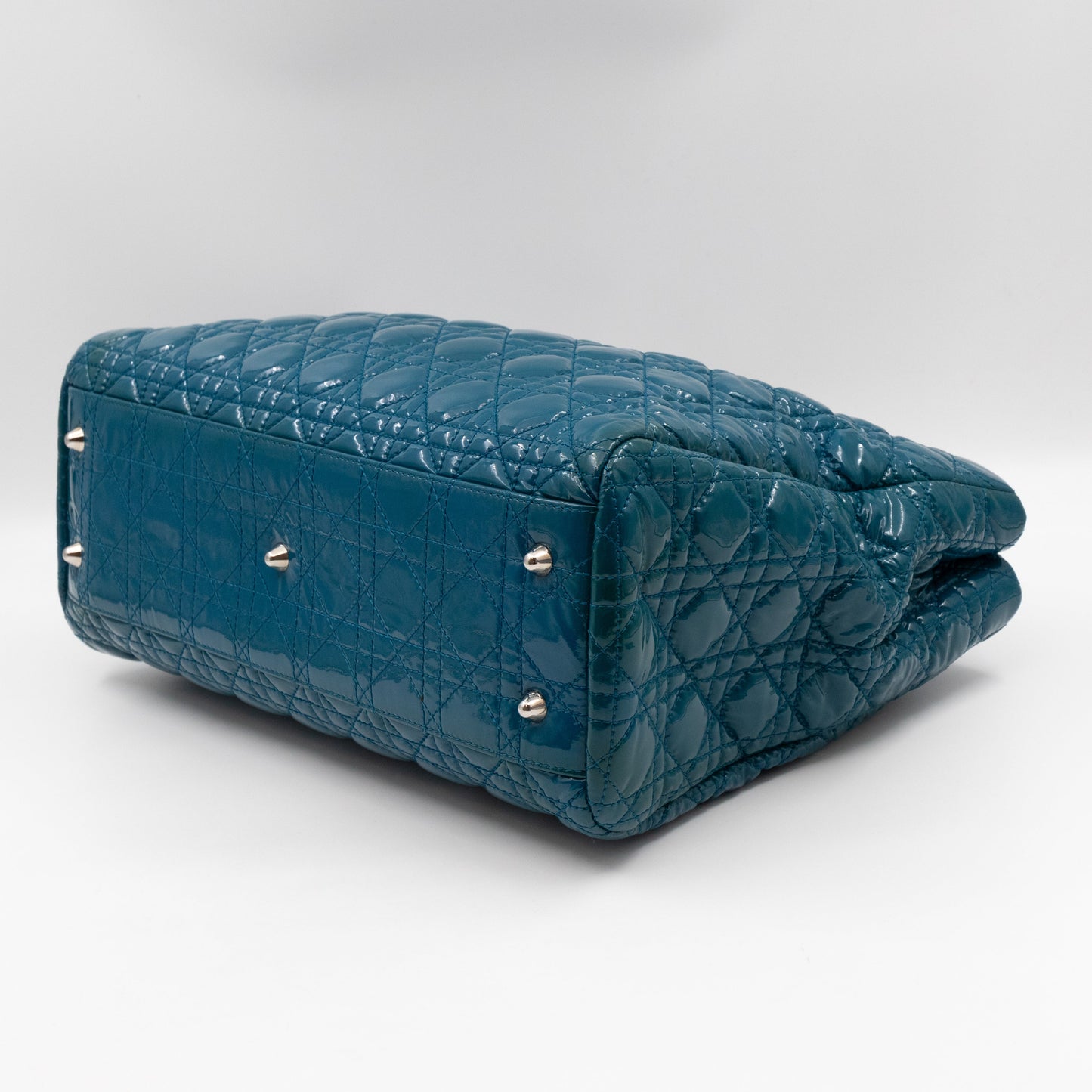 Medium Soft Shopping Tote Blue Patent Cannage Leather