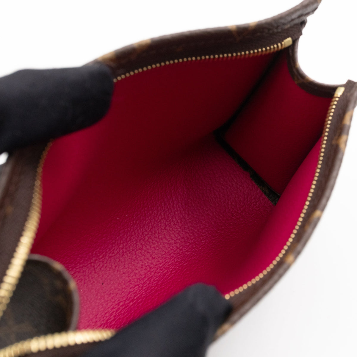 Toiletry Pouch 15 Monogram