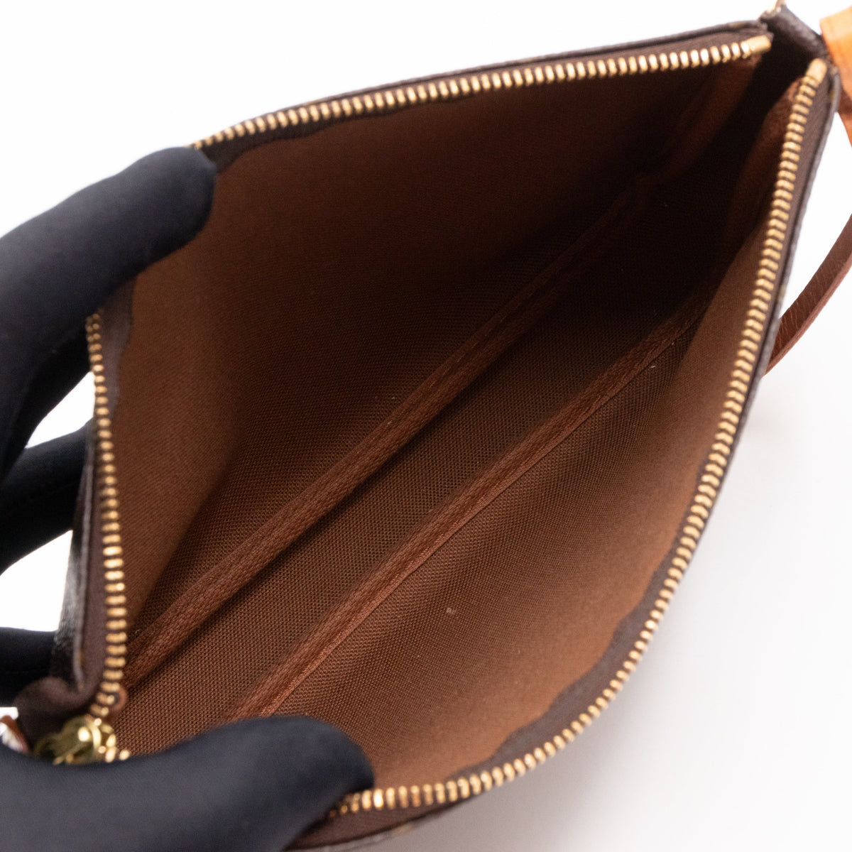 Pochette Accessoires Monogram