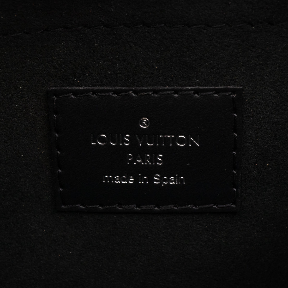 Neverfull Pochette Black Epi Leather