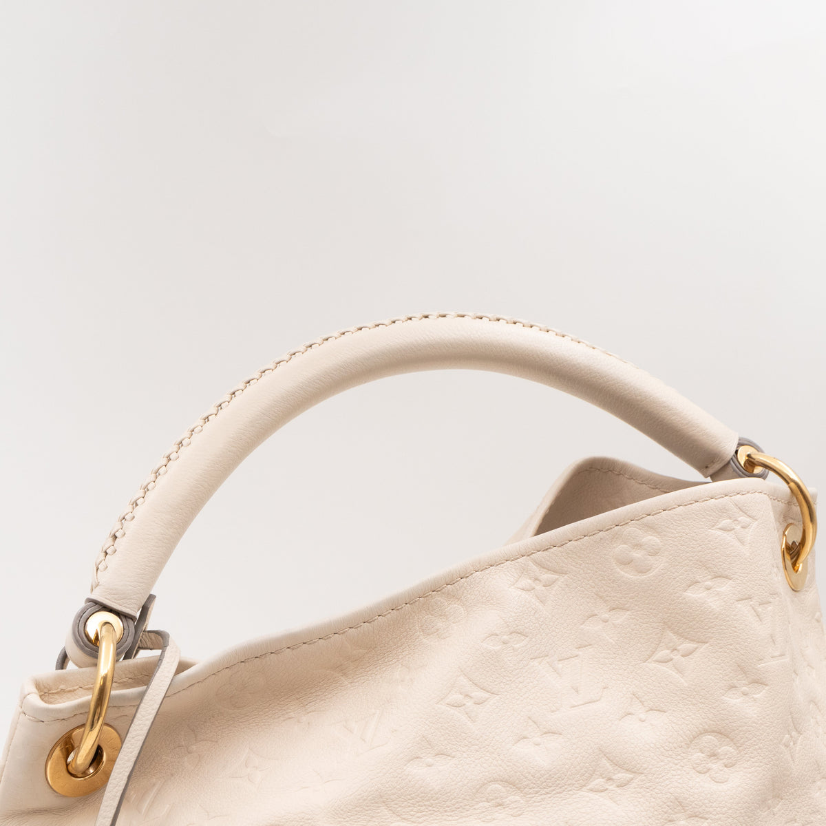 Artsy MM Monogram Empreinte White