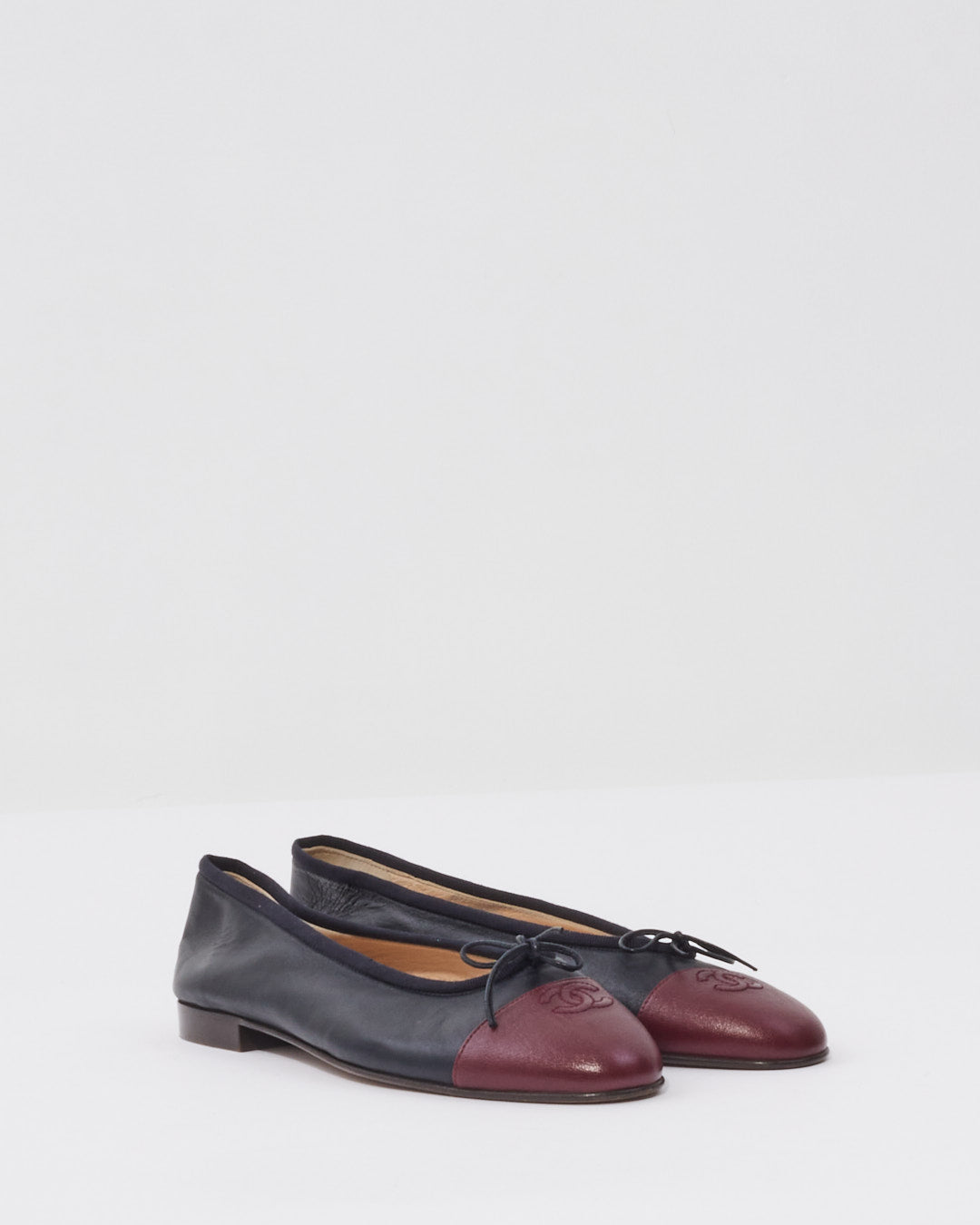 Chanel Black/Burgundy CC Ballerina Flats - 41