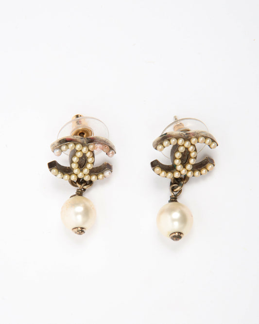 Chanel Antique Gold Pearls CC Interlocking Earrings