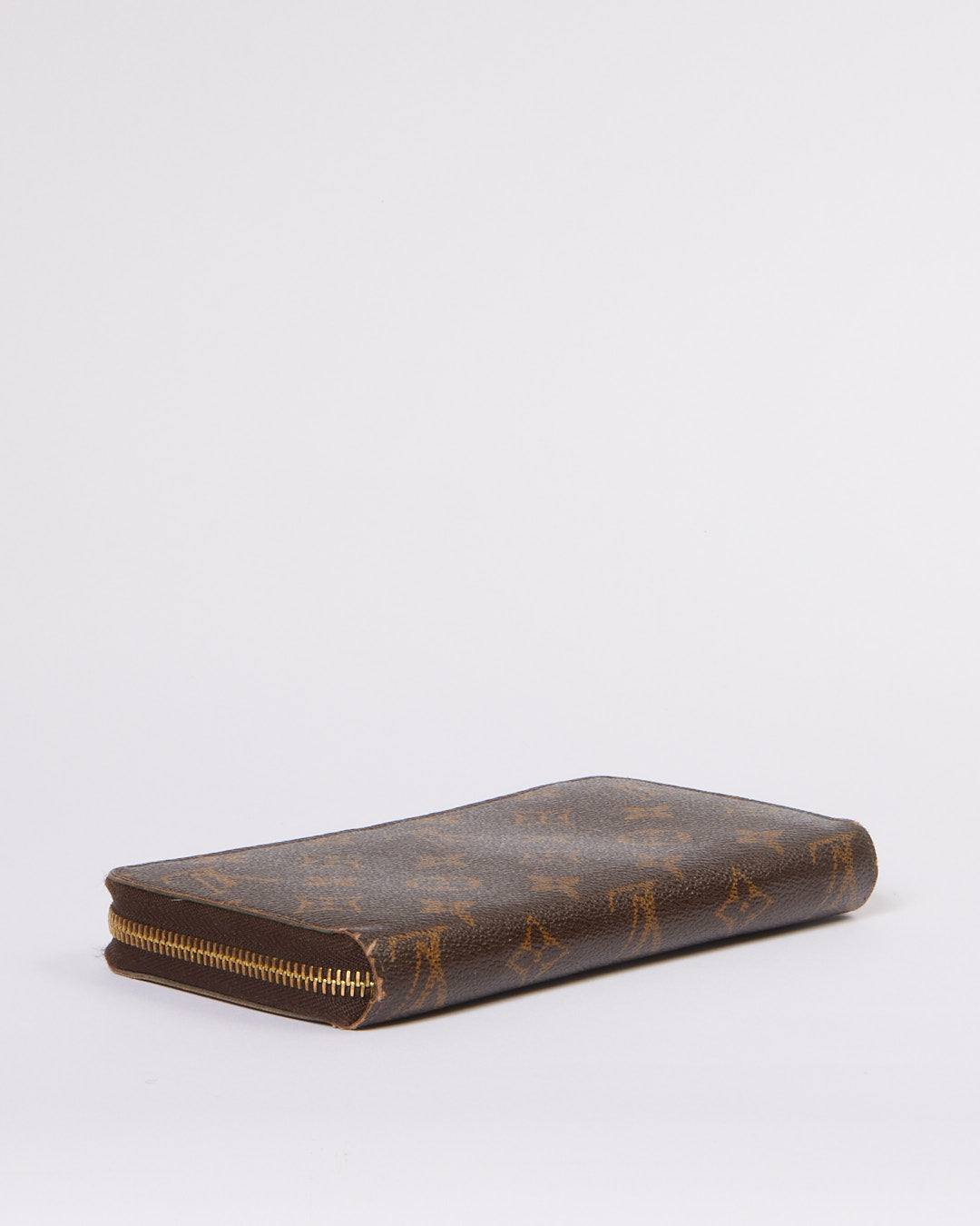 Louis Vuitton Monogram Canvas Zippy Wallet