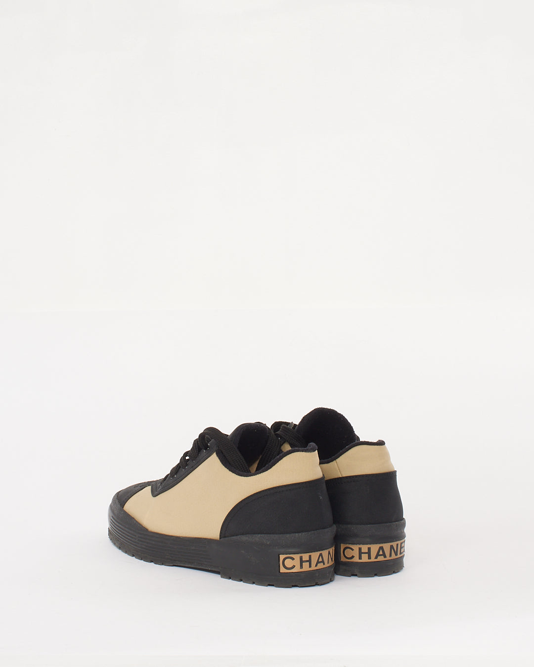 Chanel Beige and Black Nylon Low Top Sneakers With CC Logo - 37