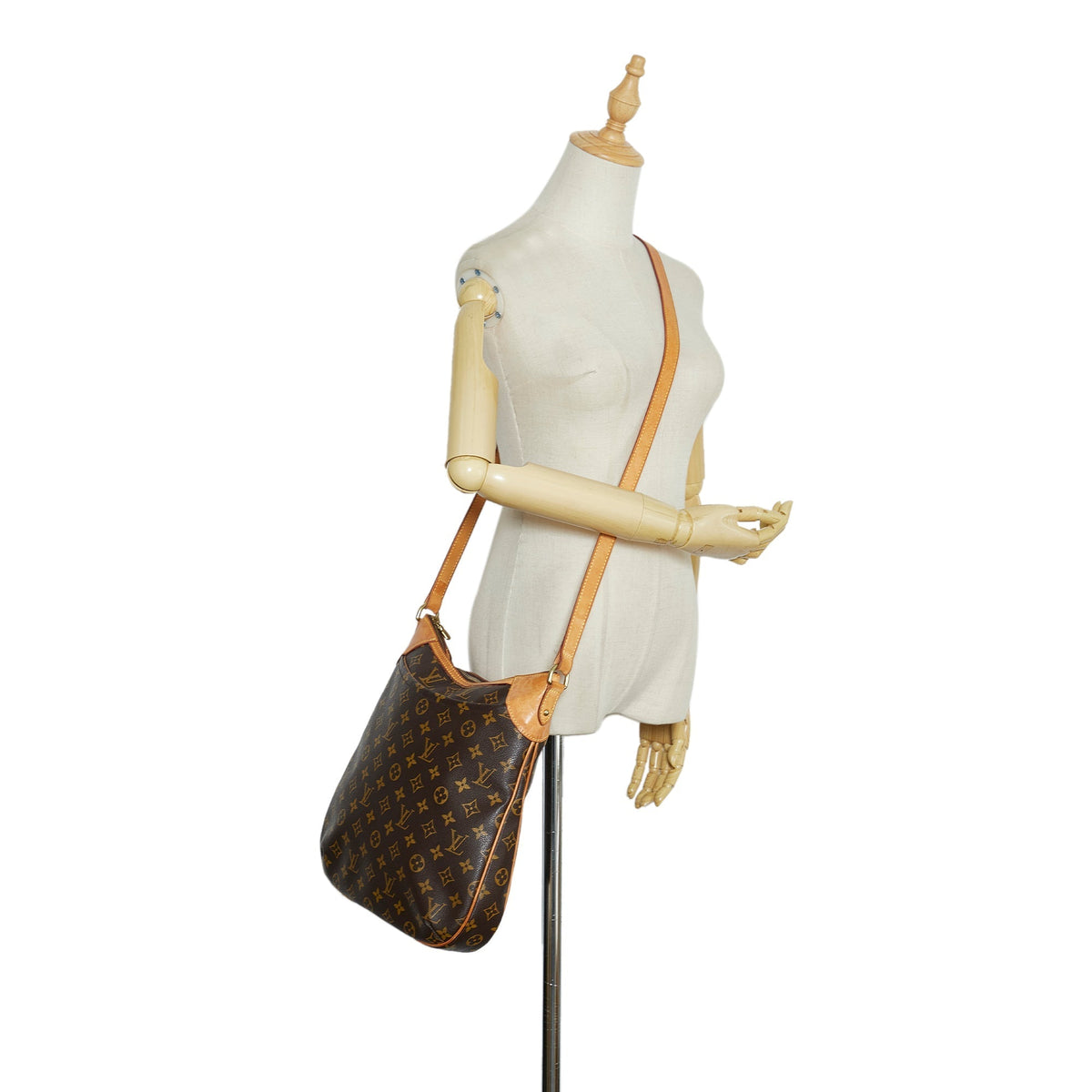 Louis Vuitton Odeon MM Monogram Canvas