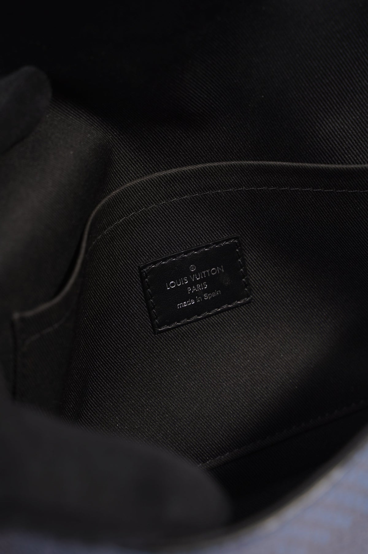 Louis Vuitton Studio Messenger Bag Damier Graphite 3D Canvas