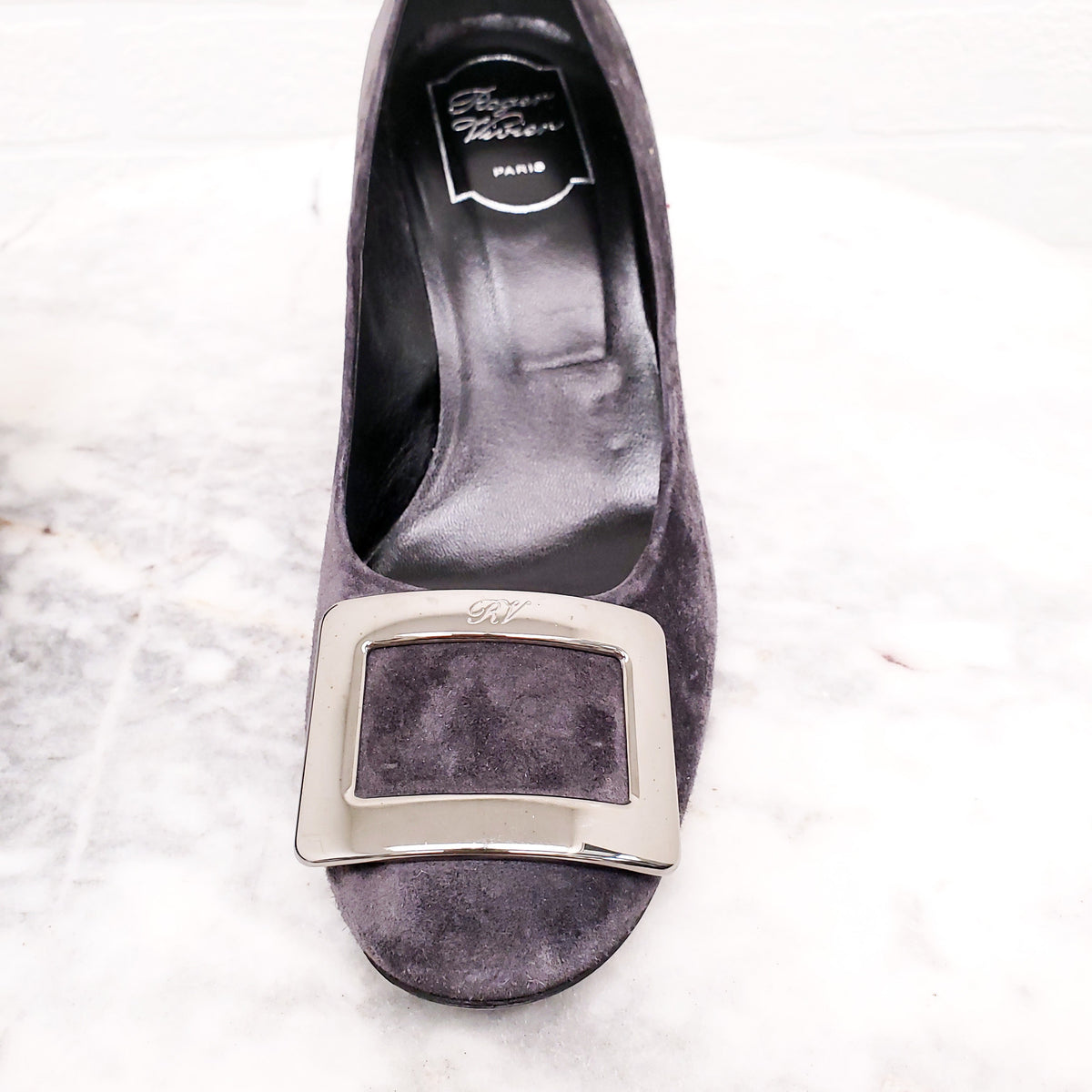ROGER VIVIER GREY SUEDE HEELS WITH BUCKLE - SIZE 38
