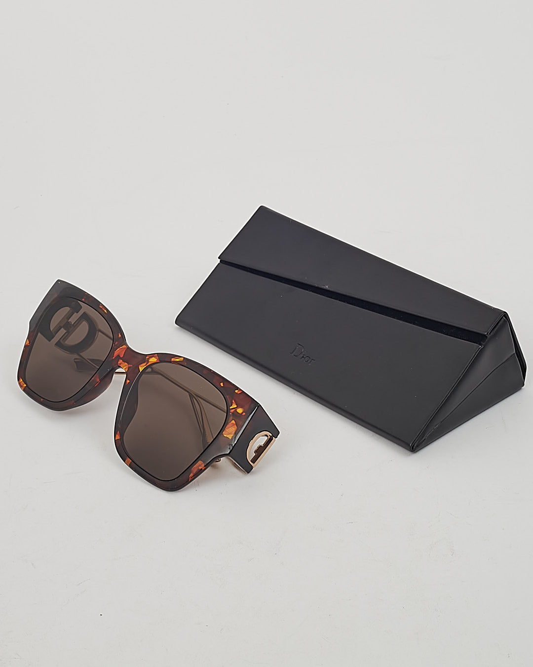 Dior Brown Tortoise 30Montaigne Oversized Sunglasses
