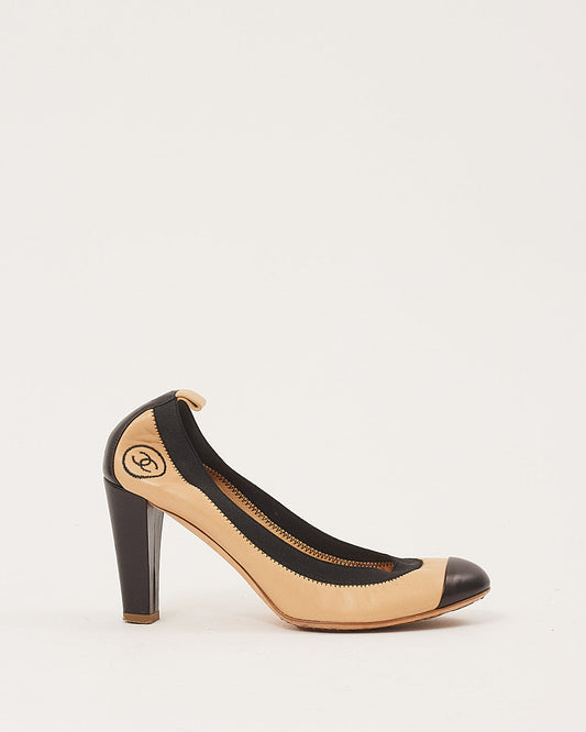 Chanel Beige/Black Slip On Pumps - 37