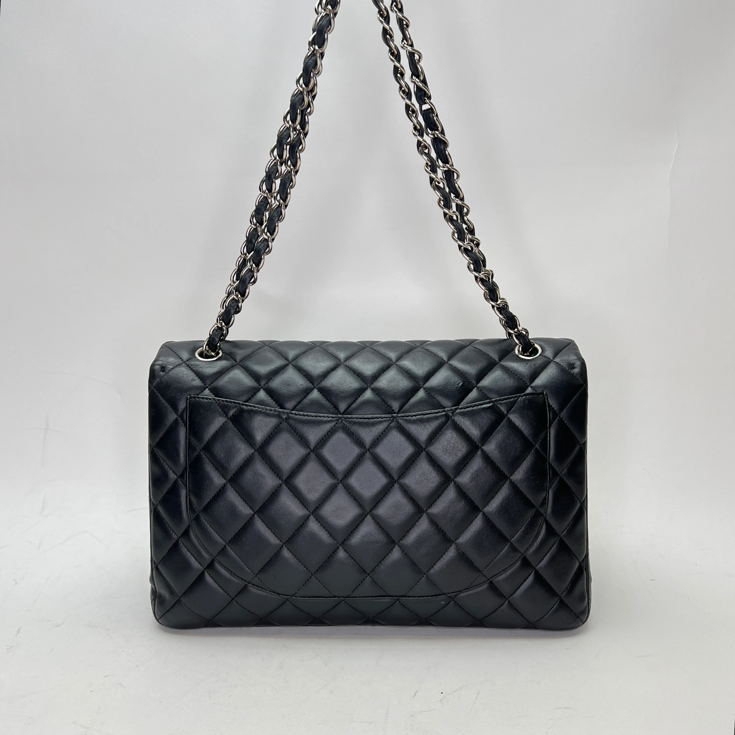 Classic Flap Maxi Black Shoulder Bag in Lambskin, Silver hardware