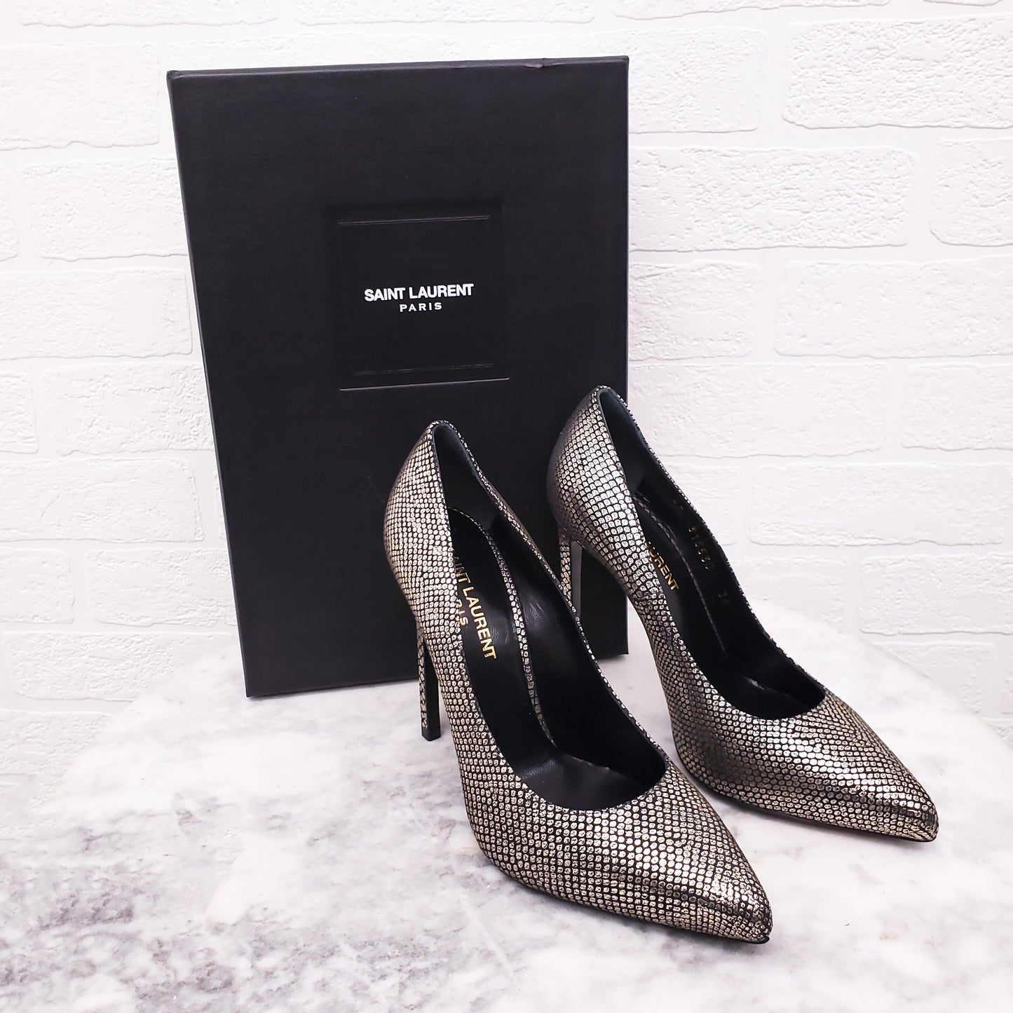 SAINT LAURENT BLACK AND GOLD SNAKE EFFECT HEELS - SIZE 36