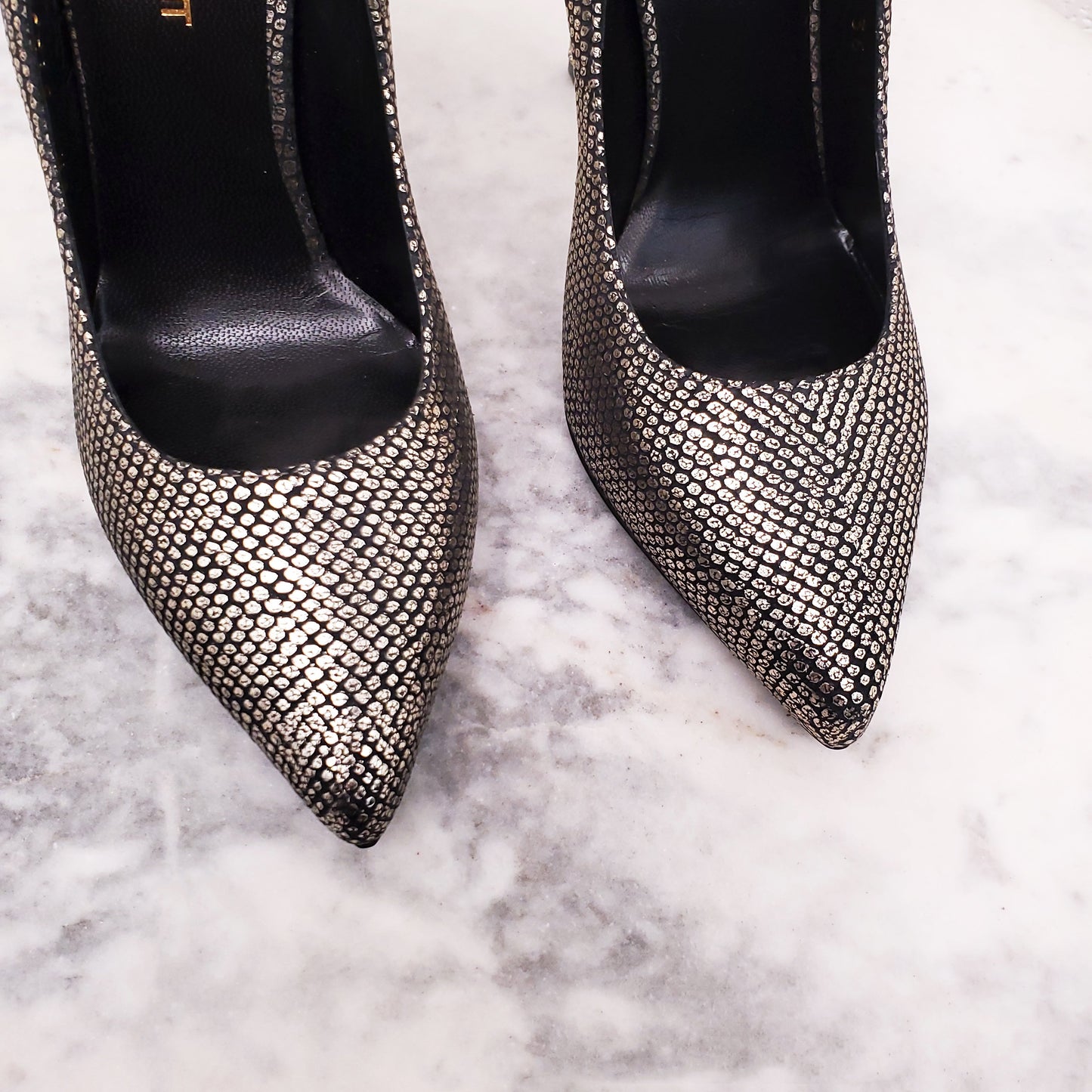 SAINT LAURENT BLACK AND GOLD SNAKE EFFECT HEELS - SIZE 36