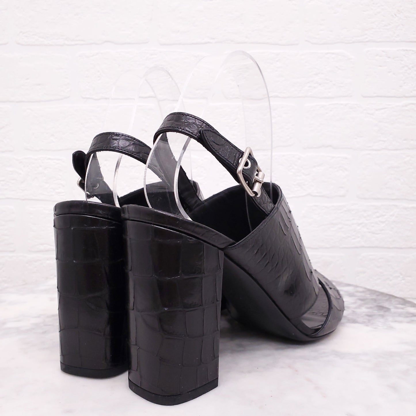 SAINT LAURENT BLACK CROC EFFECT BLOCK SANDALS - SIZE 40