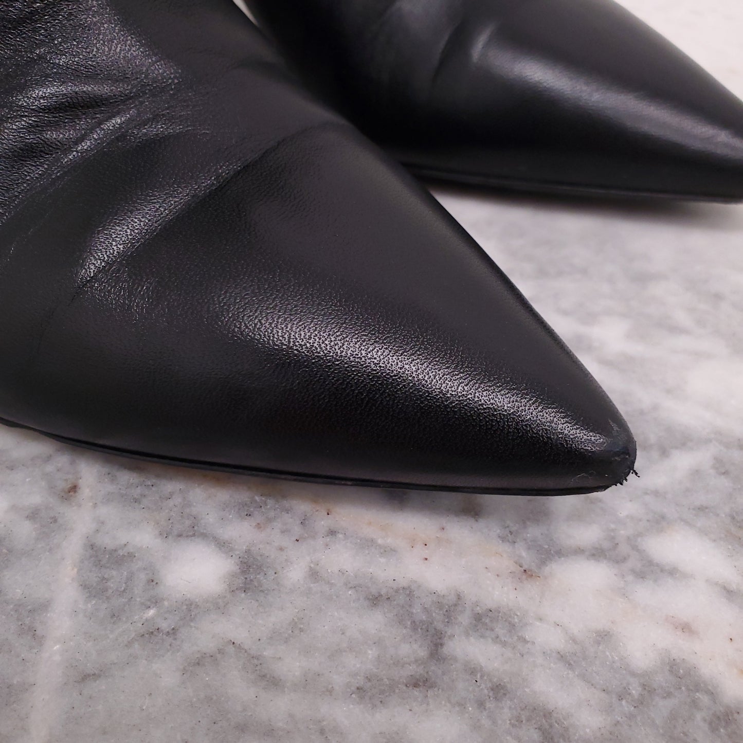 SAINT LAURENT BLACK LEATHER 'NIKI POINTED TOE' BOOTS - SIZE 38.5
