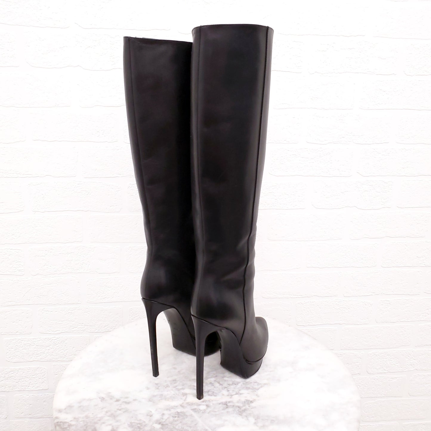 SAINT LAURENT LEATHER KNEE HIGH BOOTS - SIZE 37