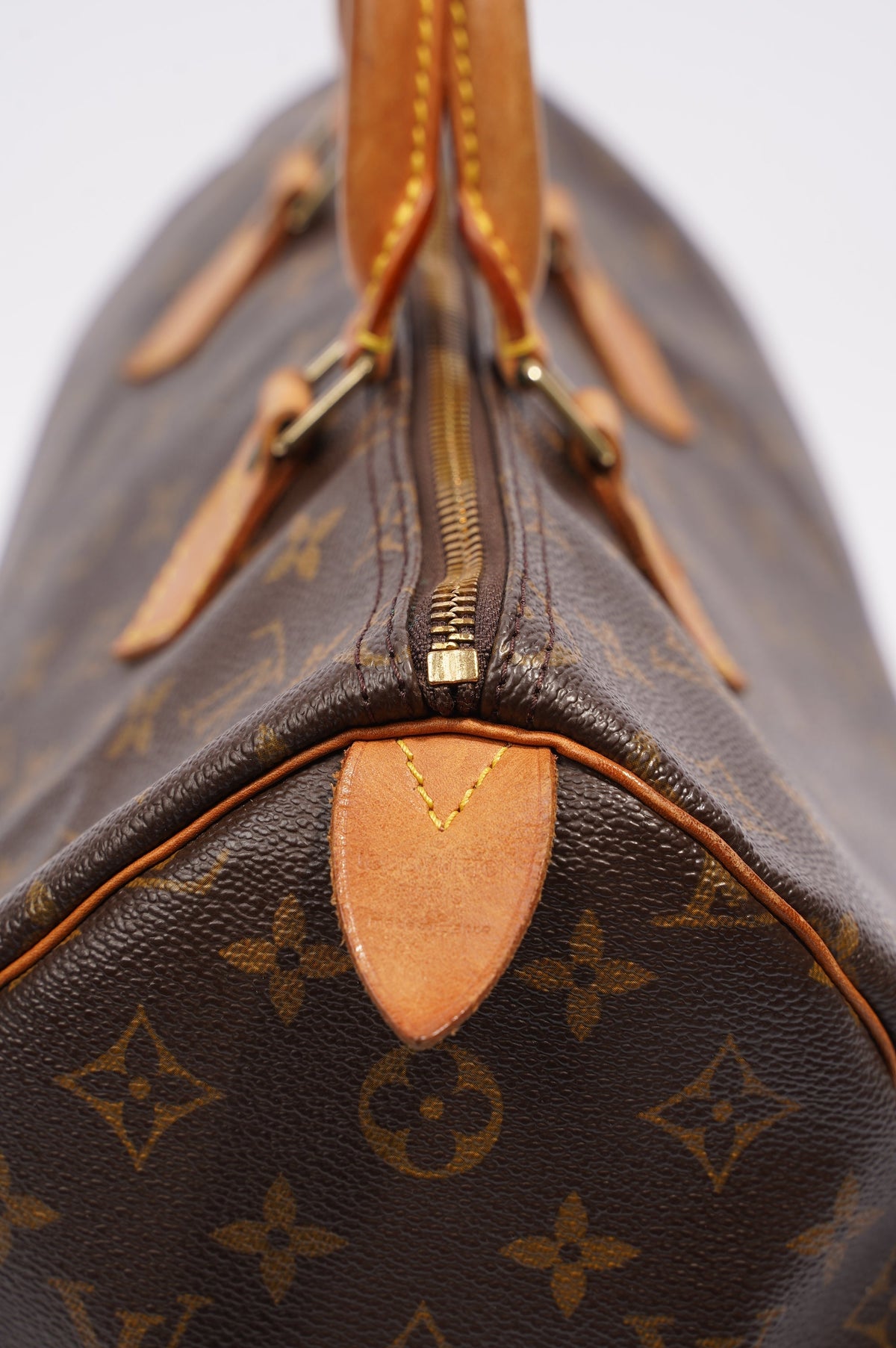 Louis Vuitton Speedy Monogram Canvas 35