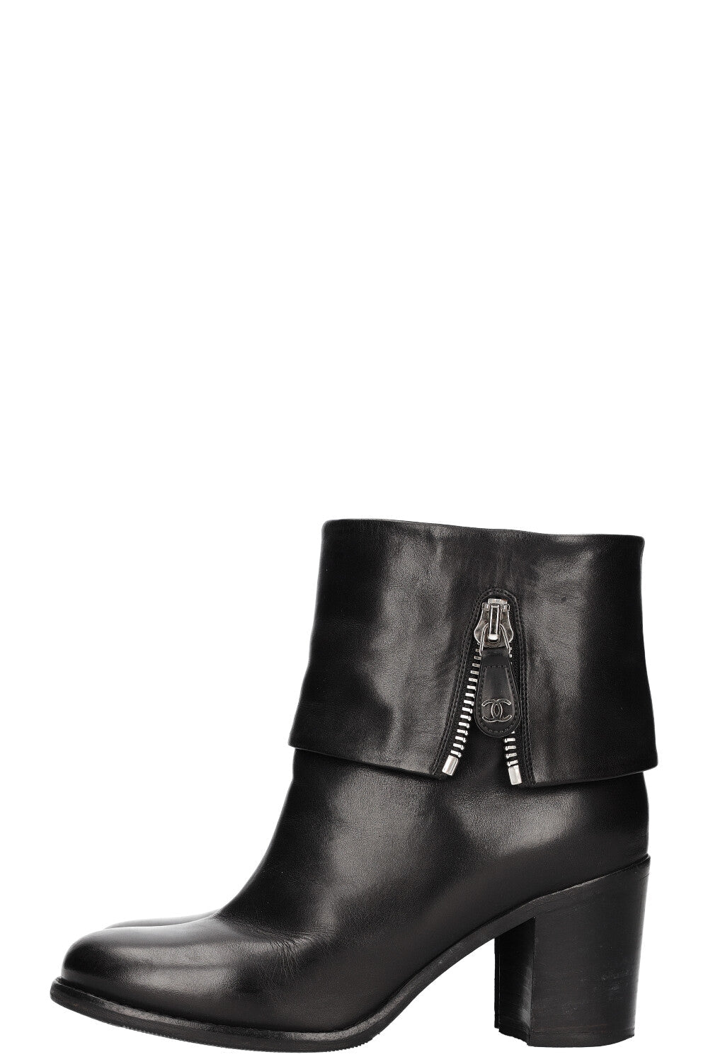 CHANEL Boots Black