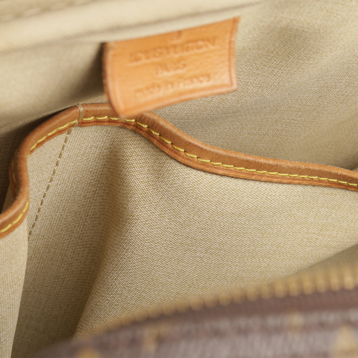 Deauville Luggage Bag