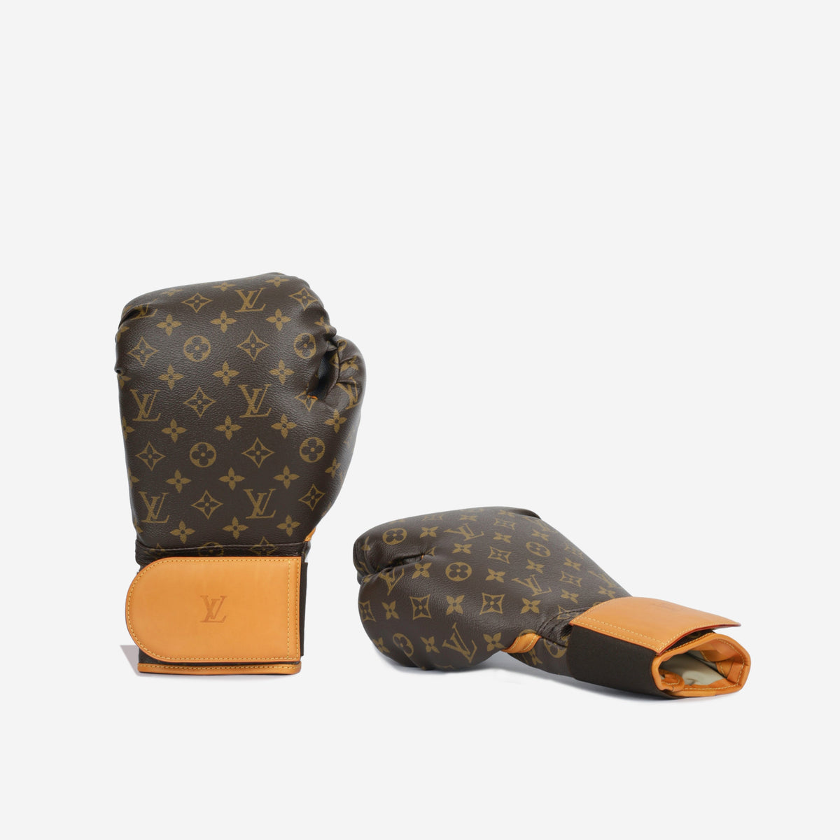 Limited Edition Karl Lagerfeld Boxing Glove Set