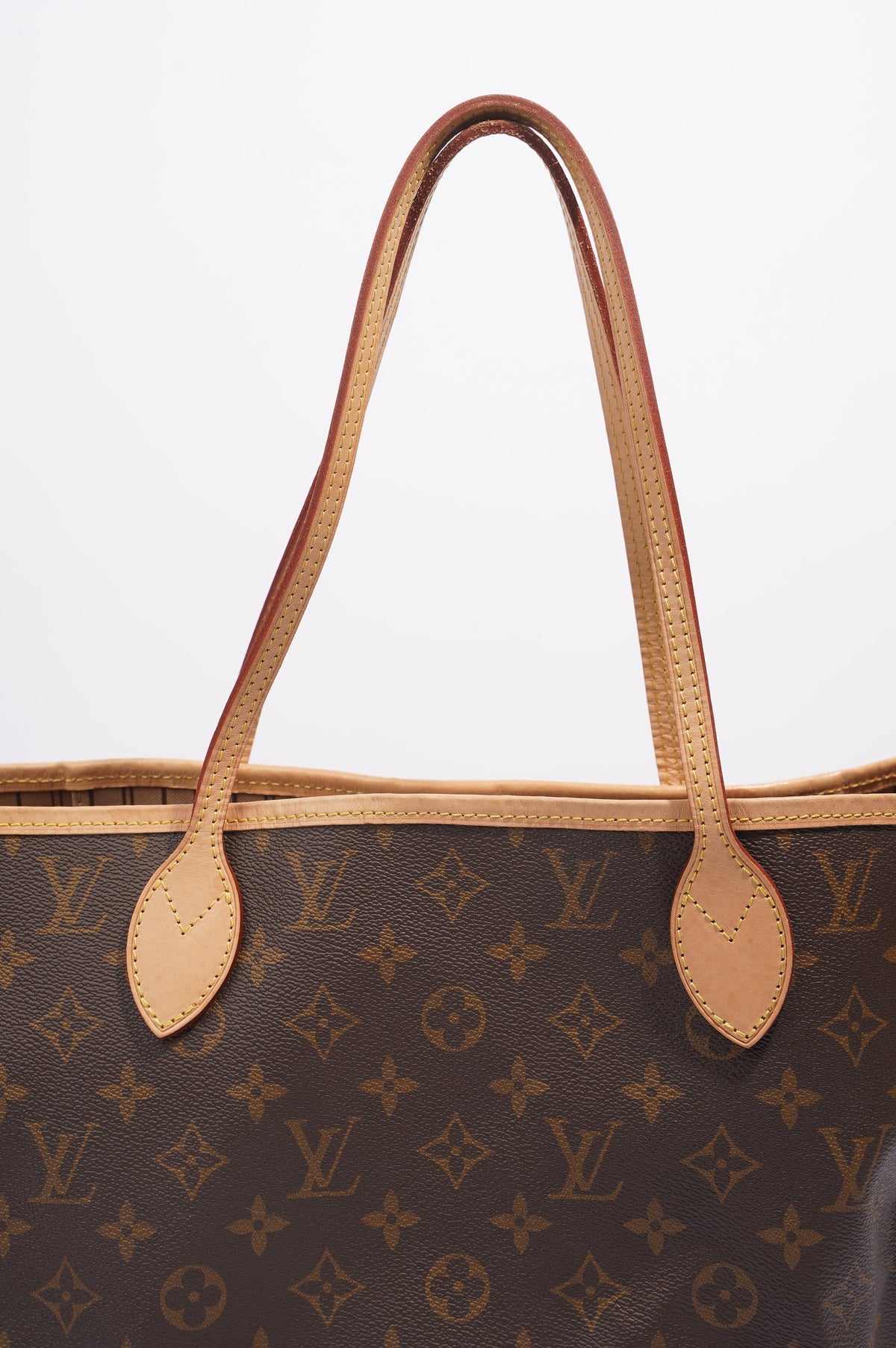 Louis Vuitton Neverfull Monogram Coated Canvas MM