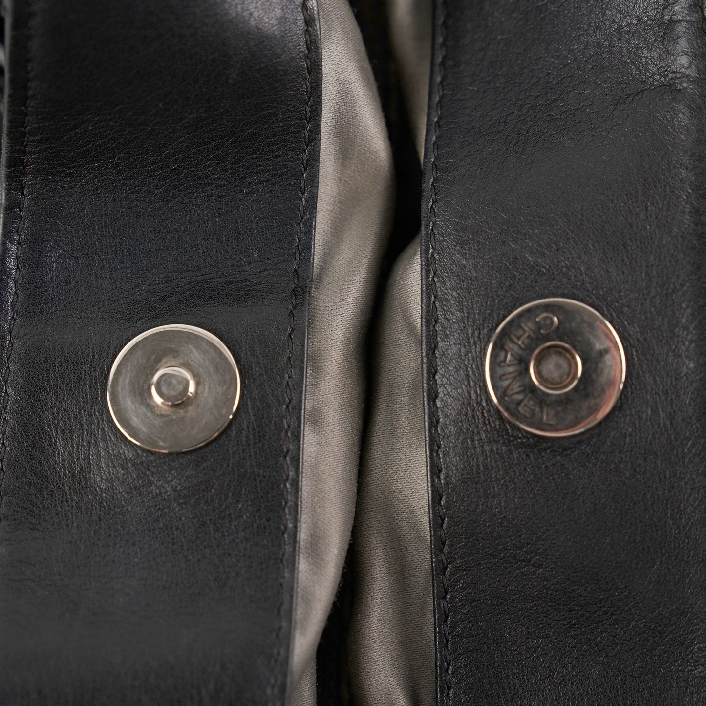 Chanel Resin Modern Chain Tote Black