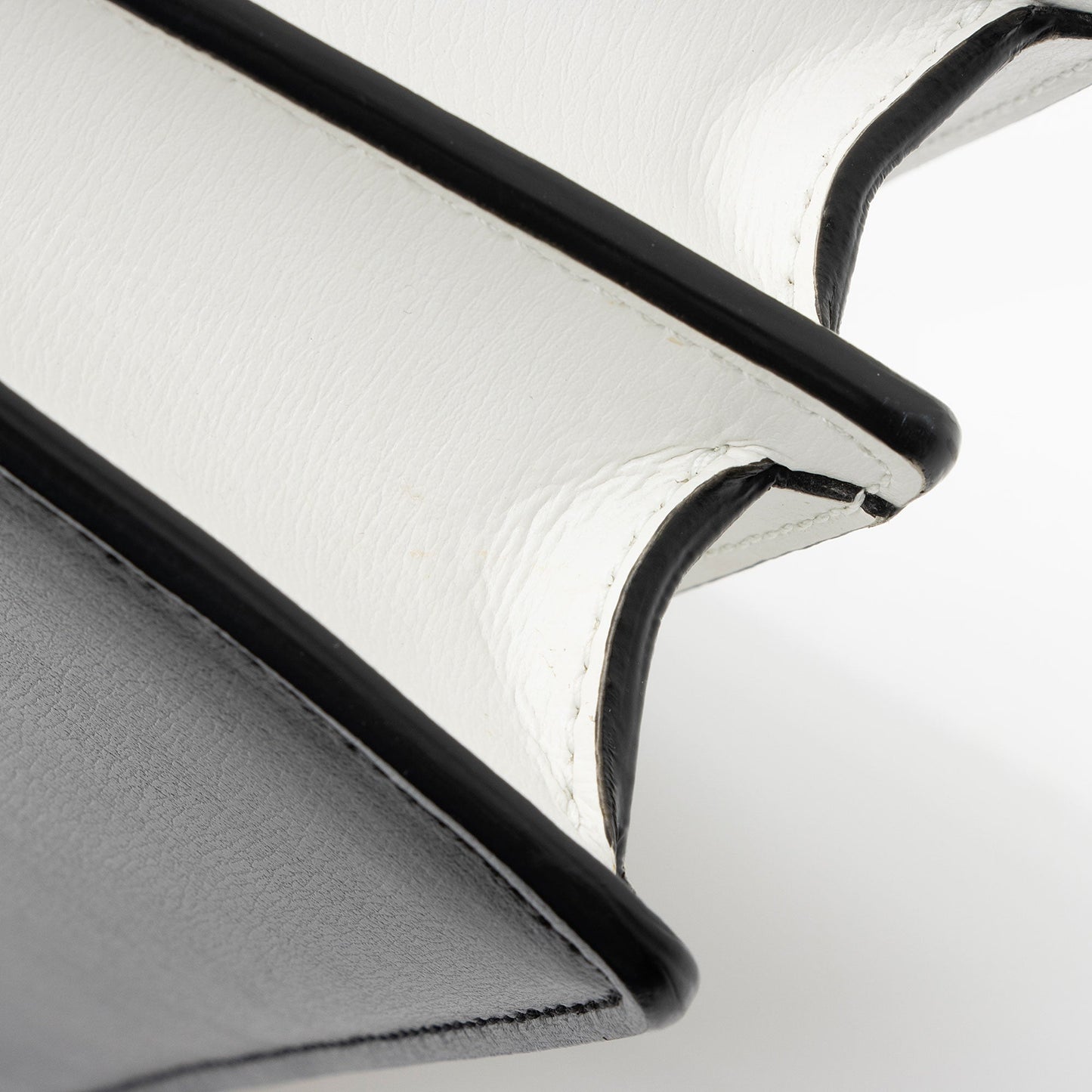 Saint Laurent Bi-Color Grained Calfskin Monogram Sunset Medium Shoulder Bag 1CzWjR