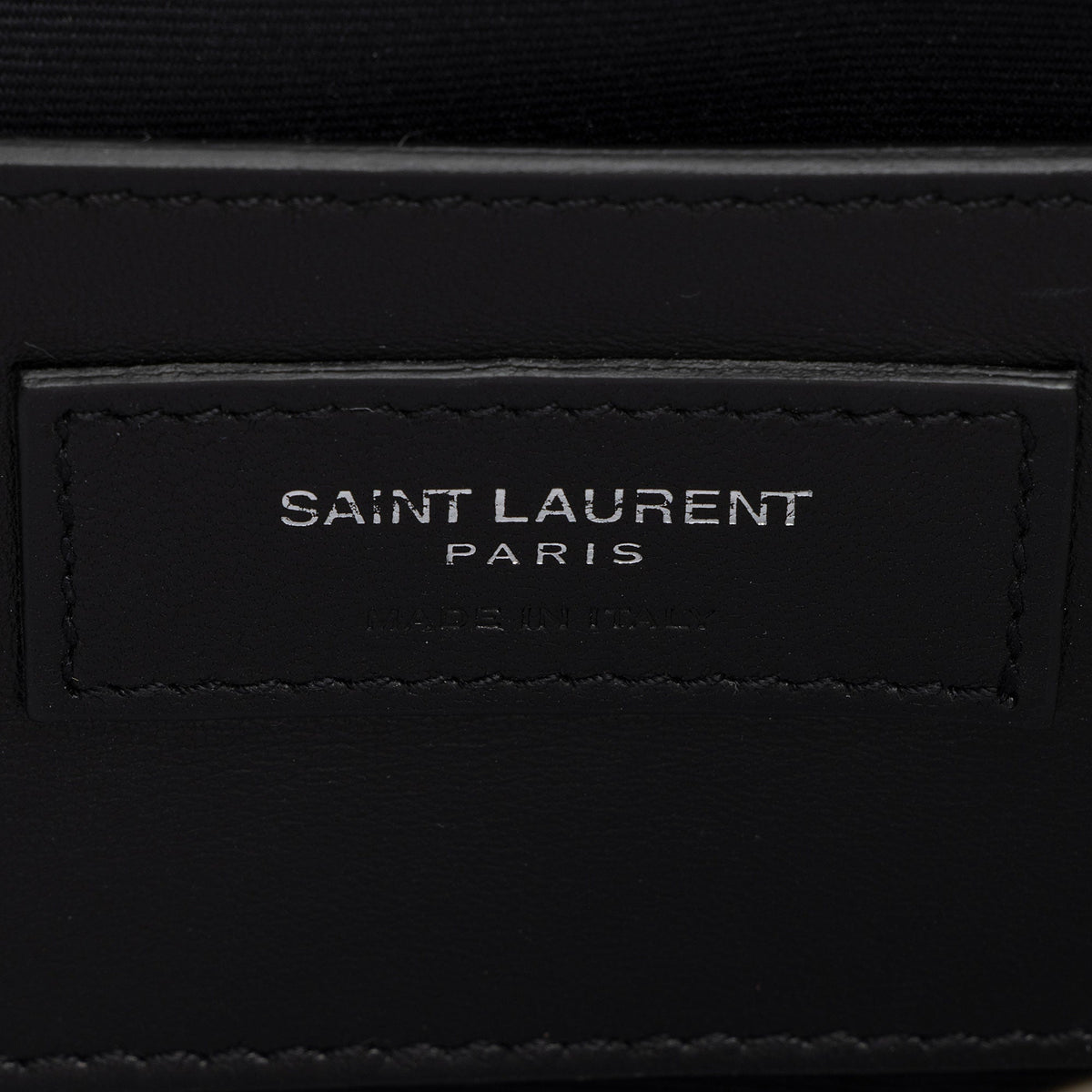 Saint Laurent Calfskin Heart Patchwork Monogram Chain Wallet jEB9si