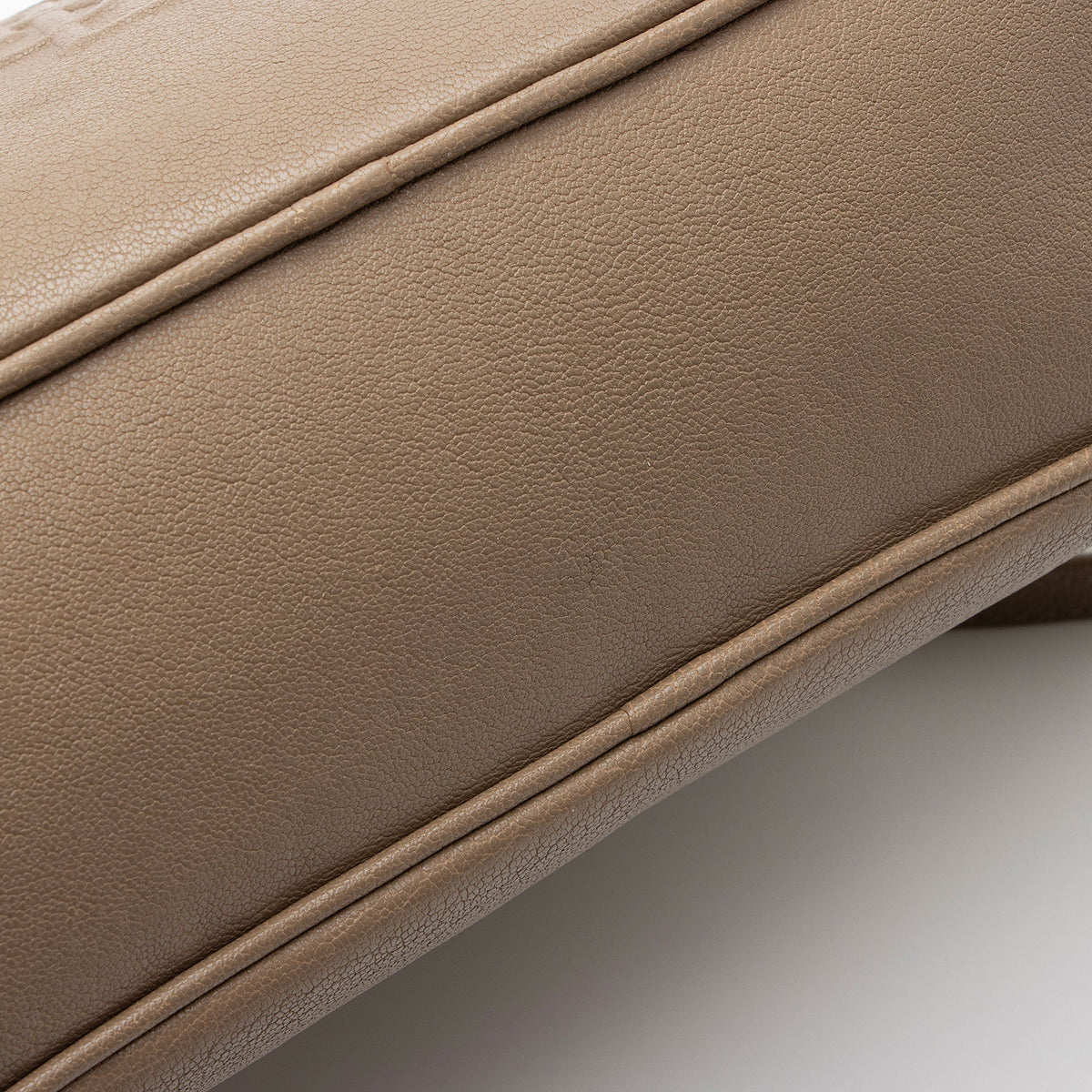 Saint Laurent Calfskin Monogram Lou Camera Bag 9nwyYD