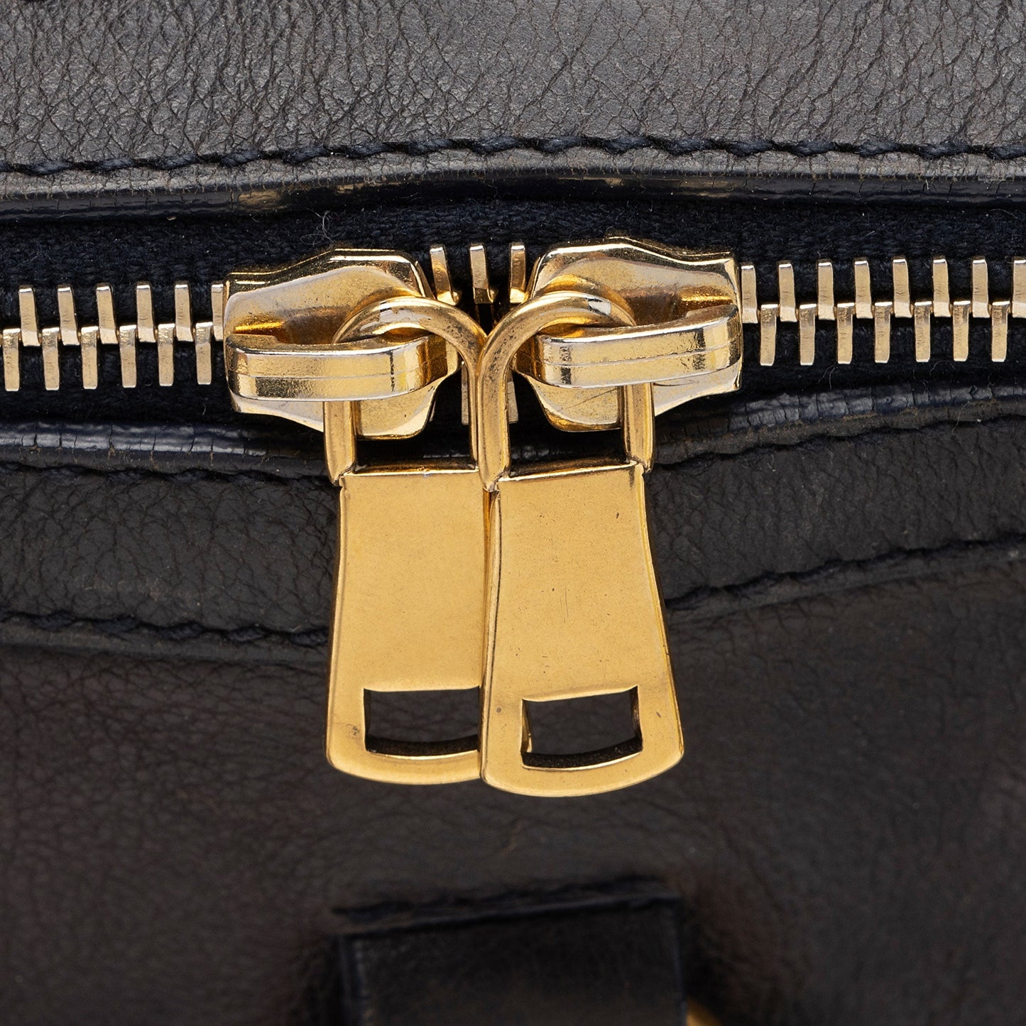 Saint Laurent Calfskin Muse Large Satchel xn5heQ