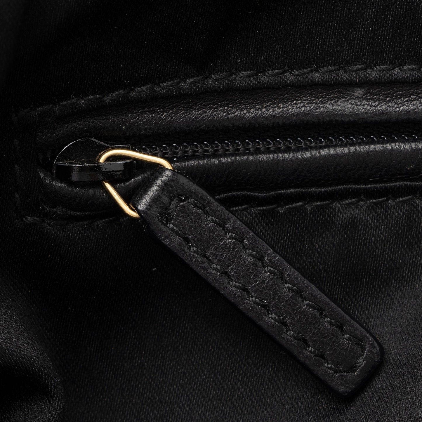 Saint Laurent Calfskin Muse Large Satchel xn5heQ