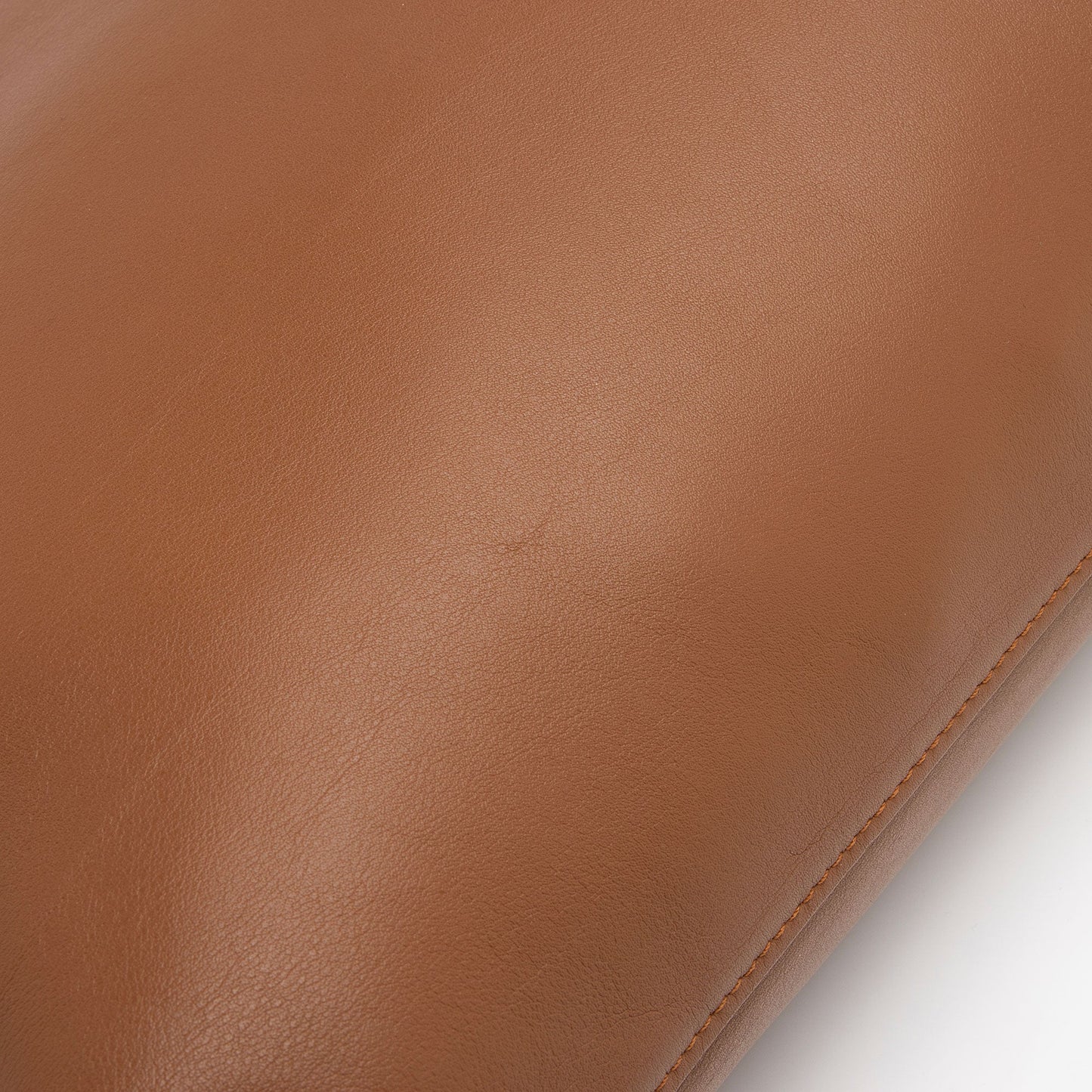 Saint Laurent Calfskin Suzanne Medium Hobo m9DTH9